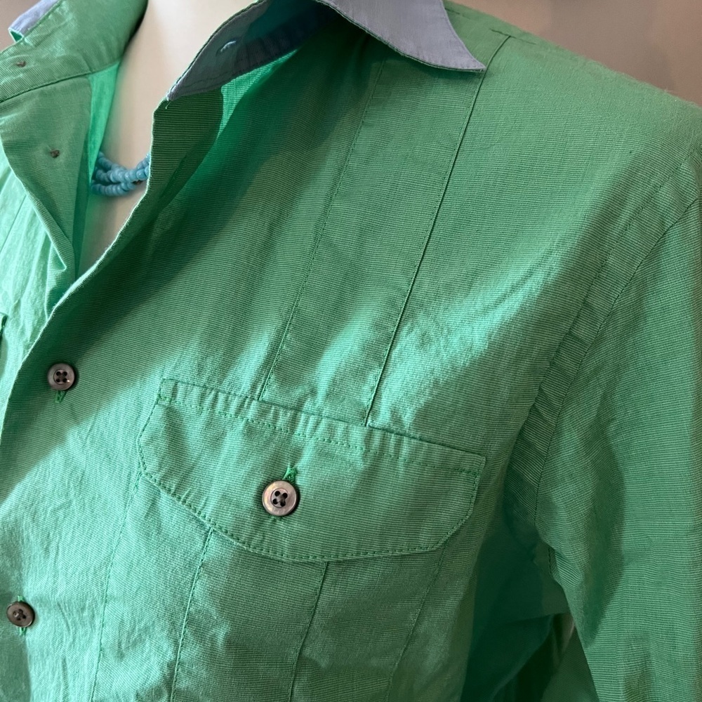 Facconable Green Long Sleeve Button Front Top - image 4